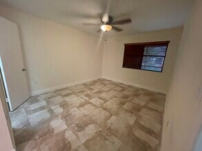15560 SW 104th Ter, Unit 627 in Miami, FL - Foto de edificio - Building Photo