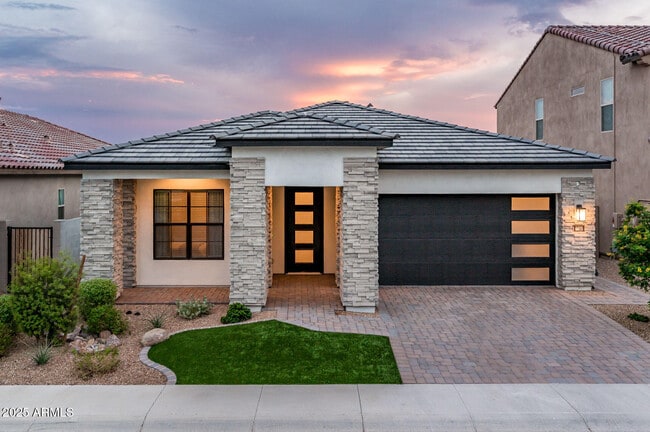 6615 E Libby St in Phoenix, AZ - Foto de edificio - Building Photo