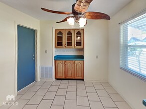 968 Wicks Dr in Palm Harbor, FL - Building Photo - Building Photo