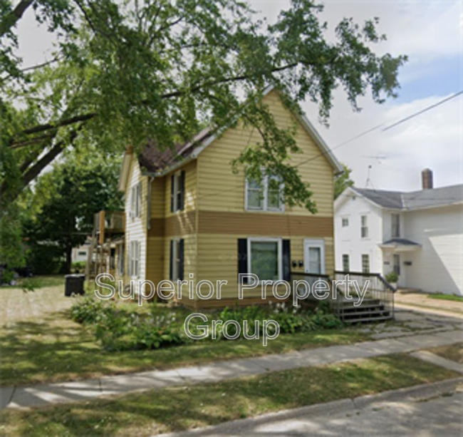 property at 420 S Franklin St