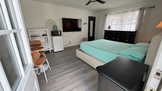 property at 855 Sunridge Point Dr
