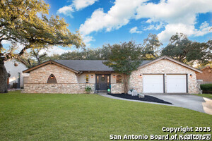 4418 Meredith Woods St in San Antonio, TX - Building Photo