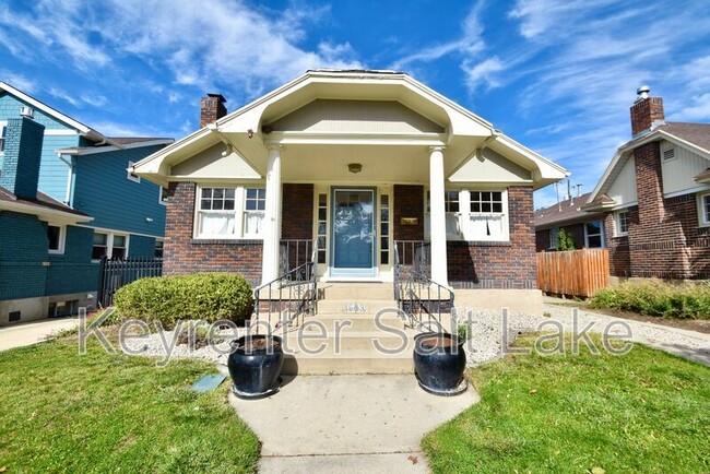 property at 1583 Princeton Ave S