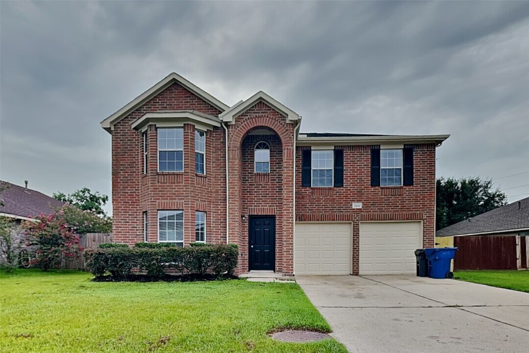 2506 Buckminster Dr in Spring, TX - Building Photo