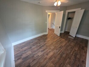 324 Garfield Ave in Battle Creek, MI - Building Photo - Building Photo