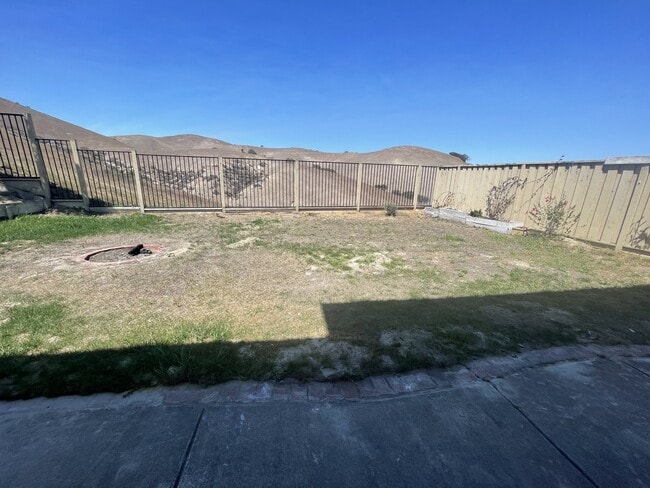 26438 Honor Ln in Salinas, CA - Building Photo - Building Photo