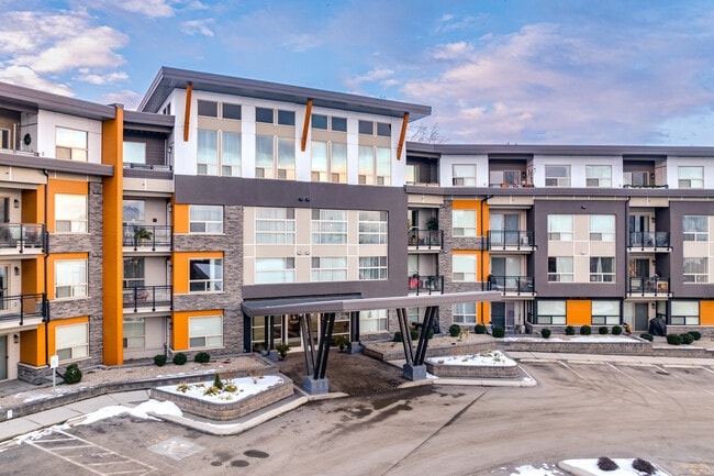 Peterson Landing in Kamloops, BC - Building Photo - Building Photo