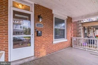 1040 Queen St in Pottstown, PA - Building Photo - Building Photo