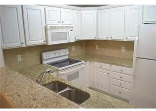 1221 Westview Ln in Raleigh, NC - Building Photo - Building Photo