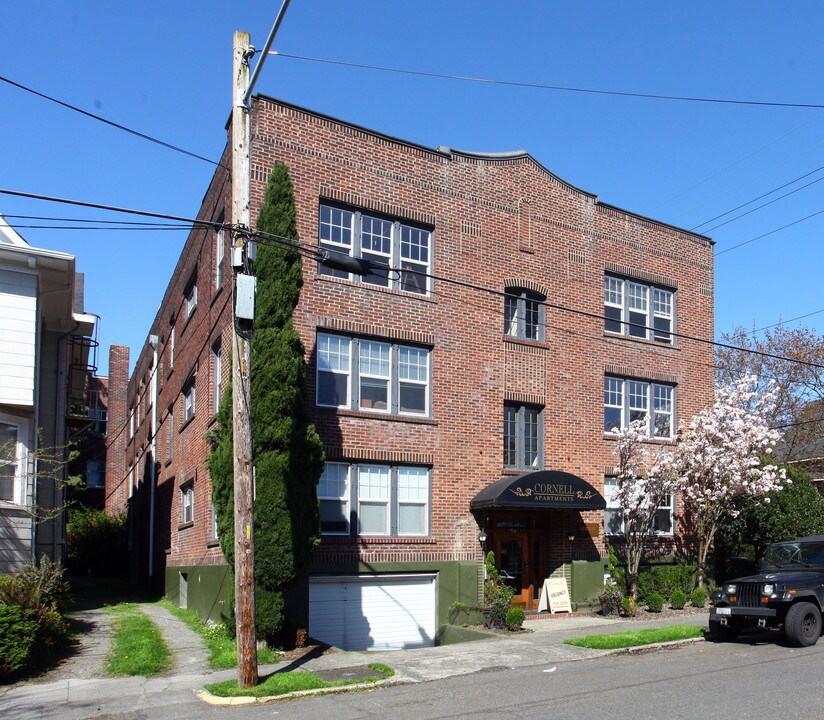 Cornell Apartments in Seattle, WA - Building Photo