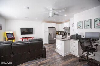 16627 N 45th Pl in Phoenix, AZ - Building Photo - Building Photo