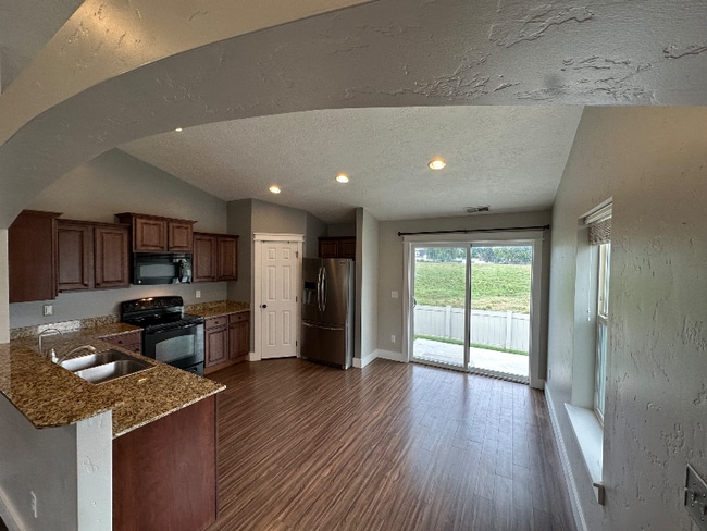 2724 Sommersby Wy N in Meridian, ID - Building Photo - Building Photo