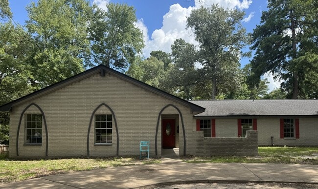 property at 1405 Fish Hatchery Rd