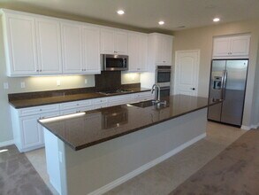 29087 Via Patina in Santa Clarita, CA - Building Photo - Building Photo
