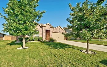 436 Musgrav in Kyle, TX - Building Photo - Building Photo