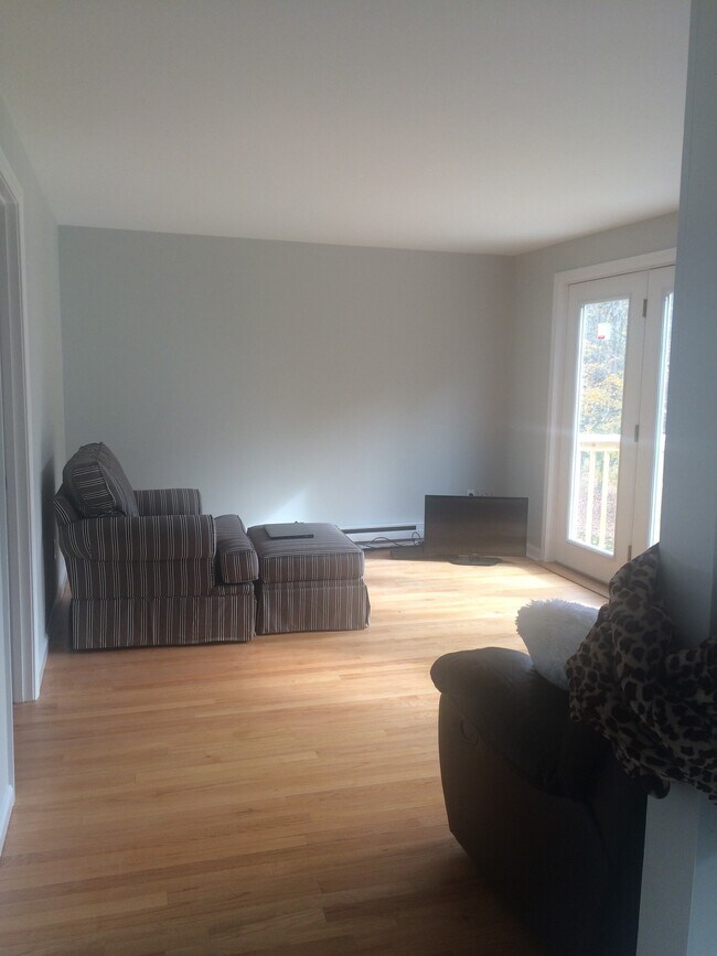 10 Beehive Dr Rentals in Gray, ME