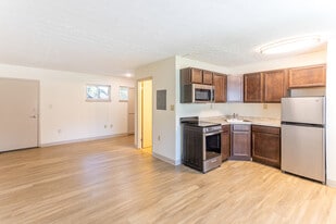 The Axis at 1435 in Lexington, KY - Building Photo