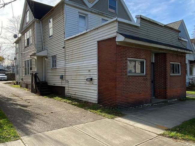 property at 6632 Fleet Ave