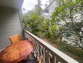 75-5776-5776 Kuakini Hwy in Kailua Kona, HI - Building Photo - Building Photo