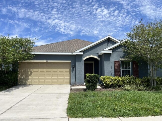 12119 Ledbury Commons Dr in Gibsonton, FL - Building Photo - Building Photo