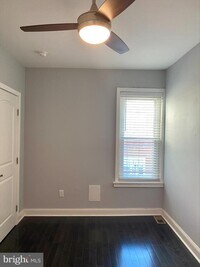 1919 Hoffman St photo'