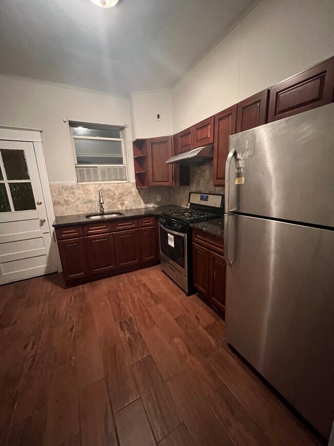 2129 S Lambert St Rentals in Philadelphia, PA