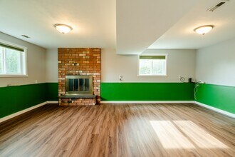15933 SE Mill St in Portland, OR - Building Photo - Building Photo