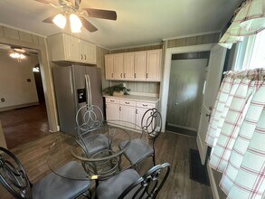 202 Goulding St in East Alton, IL - Building Photo - Building Photo