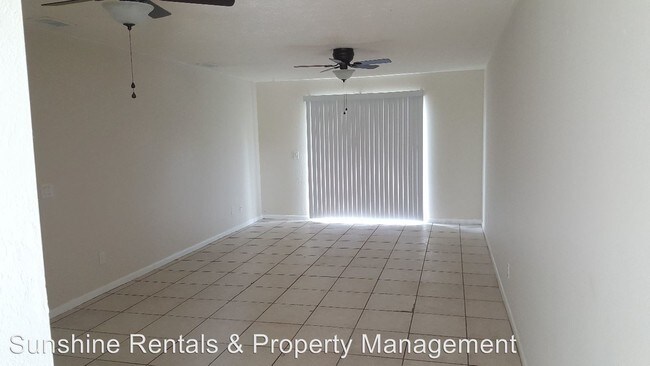 3815 SE 15th Pl in Cape Coral, FL - Building Photo - Building Photo