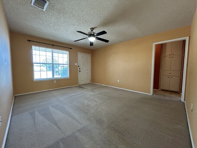 8113 Sherman Ave in Lubbock, TX - Building Photo - Building Photo