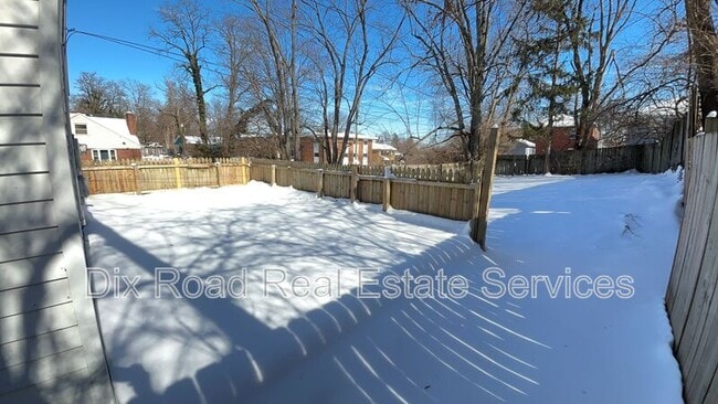 344 W Parkwood Dr in Dayton, OH - Building Photo - Building Photo