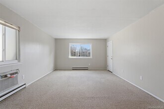 614 Fox Run Ln in Carmel, NY - Building Photo - Building Photo