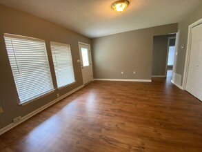 119 White Ave in Fairhope, AL - Building Photo - Building Photo