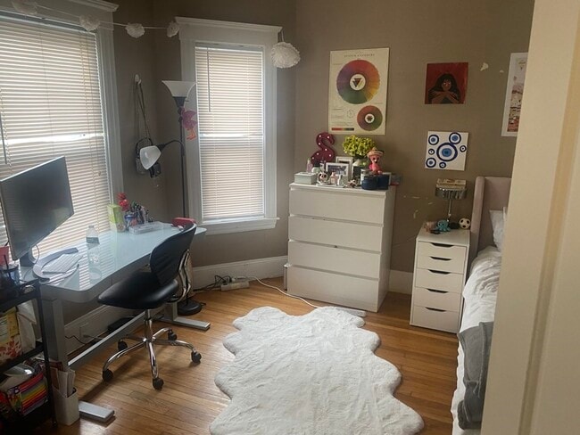 29 Sunset Rd, Unit 1