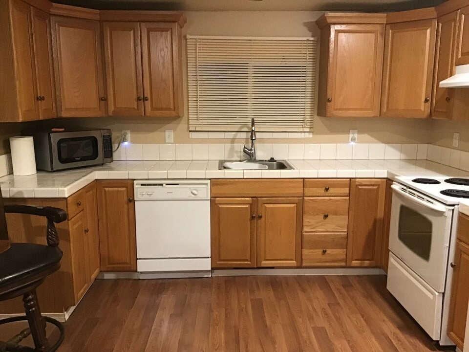607 S 5th St, Unit A in Elko, NV - Building Photo