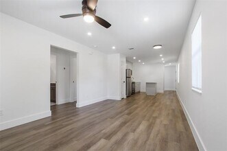 5404 Chippewa Dr in Dallas, TX - Building Photo - Building Photo