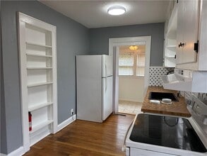 1854 Virginia Ave in College Park, GA - Building Photo - Building Photo