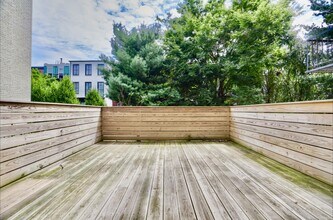 1017 Park Ave-Unit -1 in Hoboken, NJ - Building Photo - Building Photo