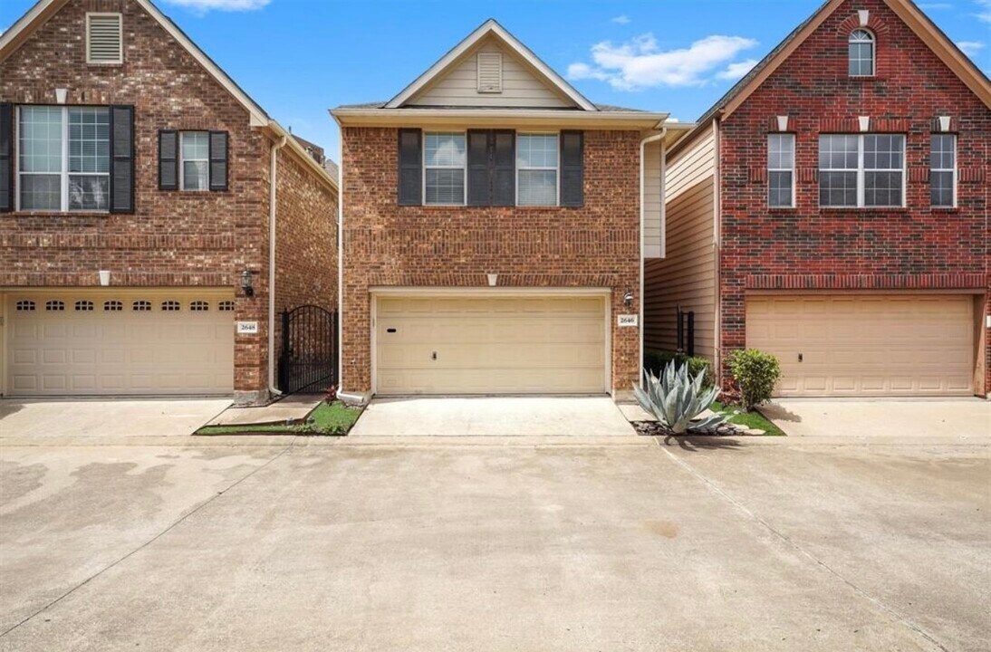 2646 Couch in Houston, TX - Building Photo