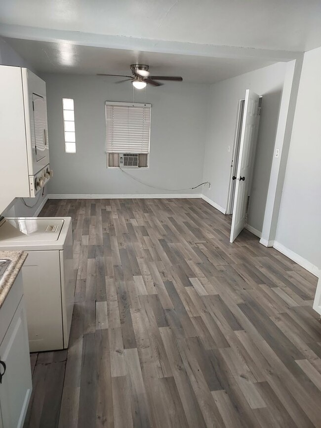 property at 905 E Powhatan Ave