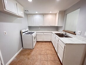 2350 Osbun Rd in San Bernardino, CA - Building Photo - Building Photo