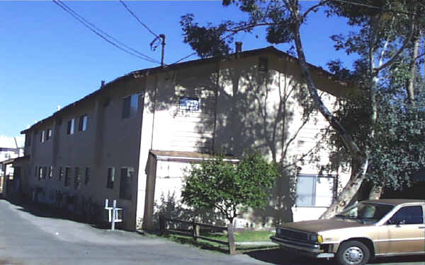 12366 Parkside St in Lakeside, CA - Foto de edificio - Building Photo