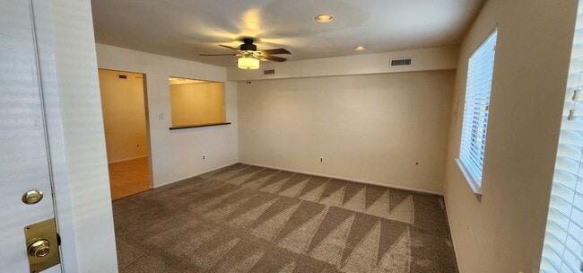 2005 Jason Dr in Huntingdon Valley, PA - Building Photo - Building Photo
