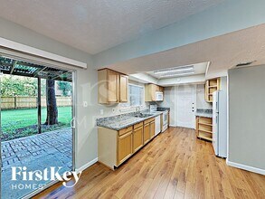 3311 Birch Creek Dr in Houston, TX - Building Photo - Building Photo