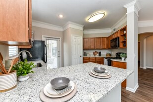 2960 Synott Rd in Houston, TX - Building Photo