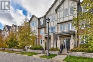 3002 Preserve Dr in Oakville, ON - Building Photo