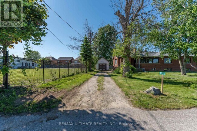 4026 Ebenezer Rd in Brampton, ON - Building Photo - Building Photo