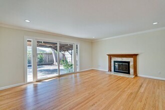 3484 Londonderry Dr in Santa Clara, CA - Building Photo - Building Photo