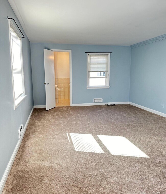 1224 Hope St-Unit -3- First Floor in Stamford, CT - Foto de edificio - Building Photo