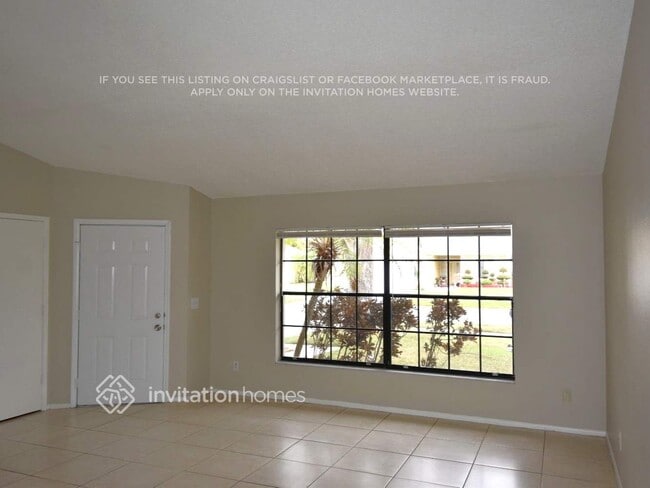 1415 Woodstork Dr in Brandon, FL - Foto de edificio - Building Photo